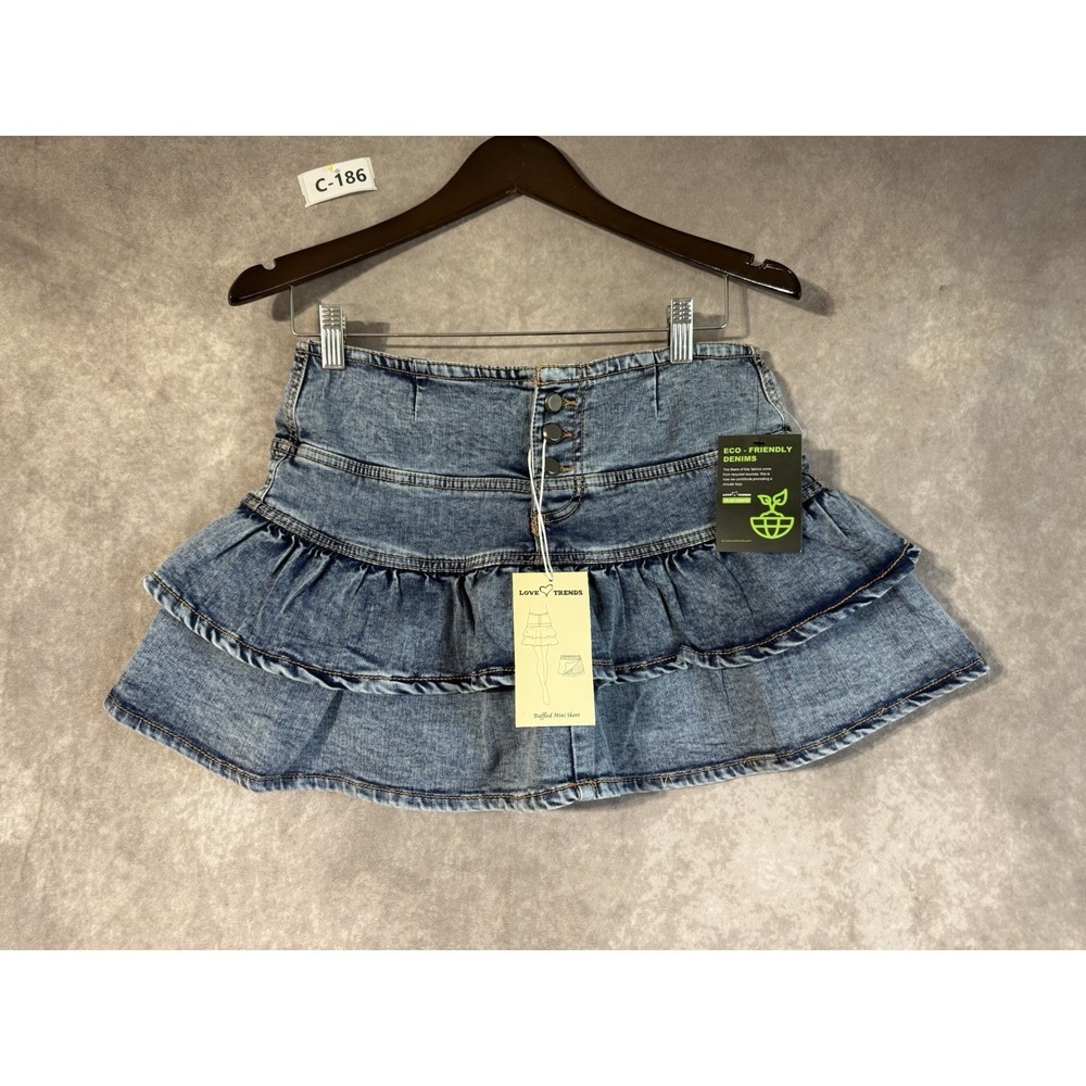 Love Trends Skort Denim Ruffled Mini Button Fly Light Wash  Women's Size Small